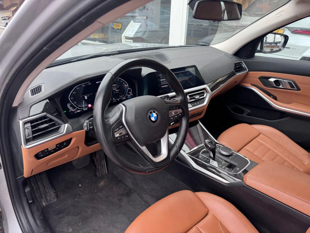 BMW 3-serie touring 330e high executive