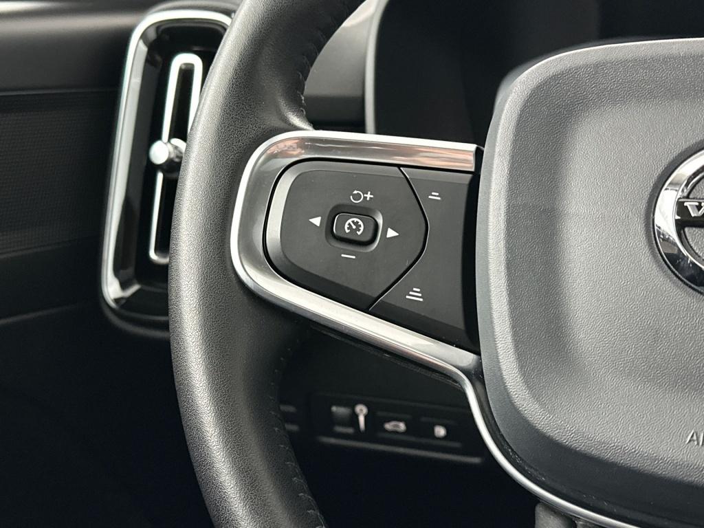 Volvo XC40 t5 262pk recharge inscription| pano| adap.cruise| leder| camera|