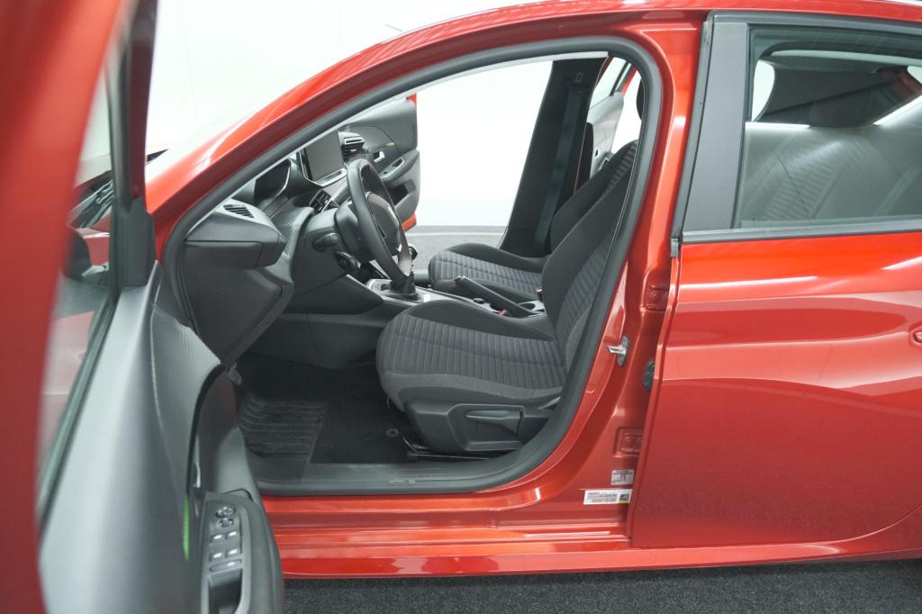Peugeot 208 puretech 100 style | navigatie | cruise control | apple carplay