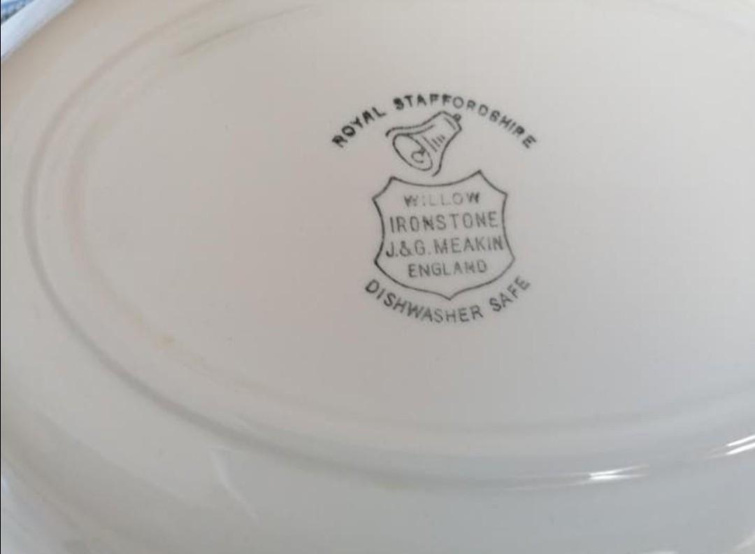 Delen van Royal Staffordshire servies