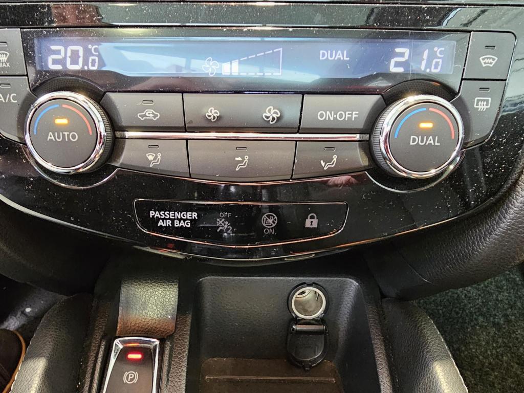 Nissan Qashqai 1.2 premier edition