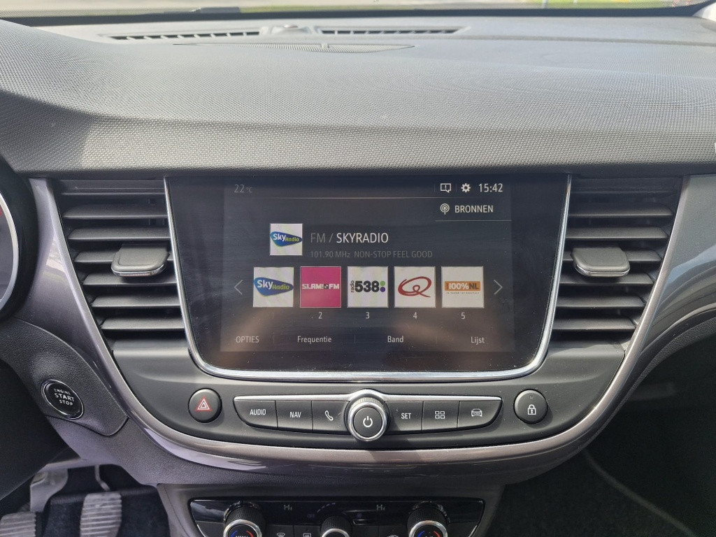 Opel Crossland X 1.2i turbo innovation