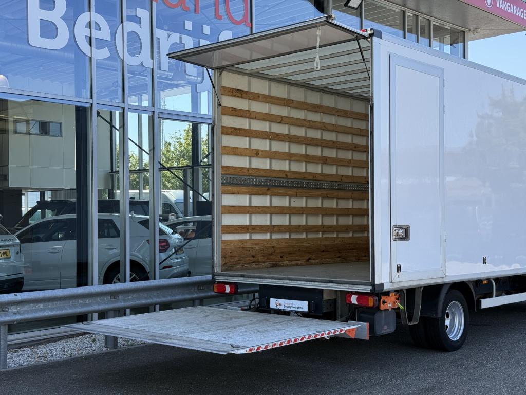 Iveco Daily 35c18h 3.0 bakwagen met laadklep | zijdeur | trekhaak | dubbel 