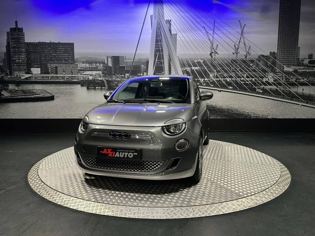 Fiat 500 icon 42 kwh *carplay*camera*