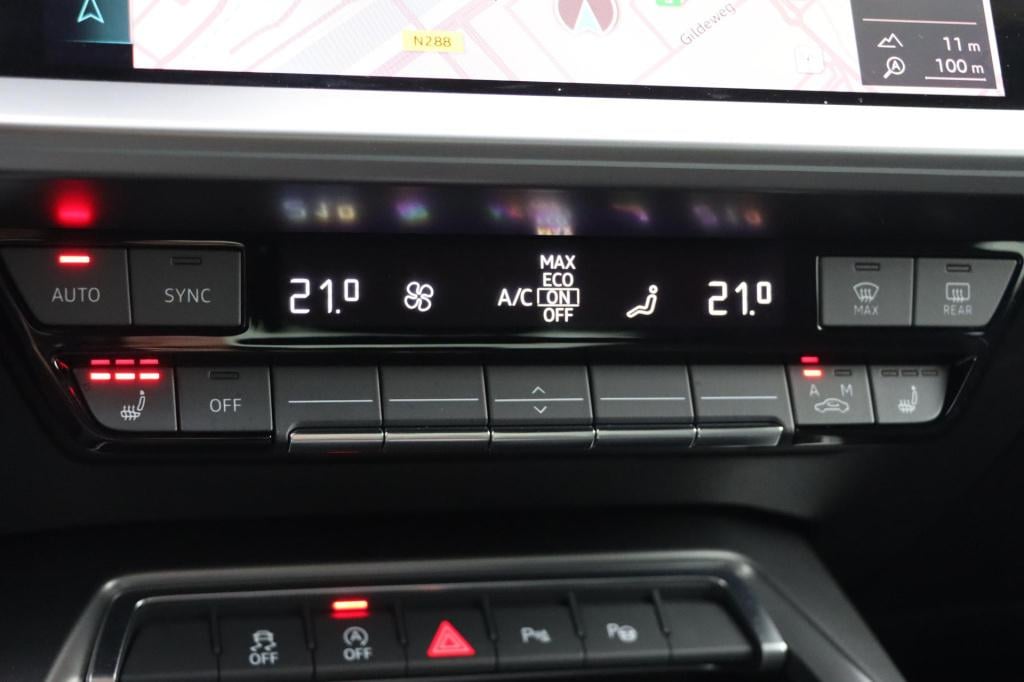 Audi A3 limousine 35 tfsi s-line edition 150pk s-tronic