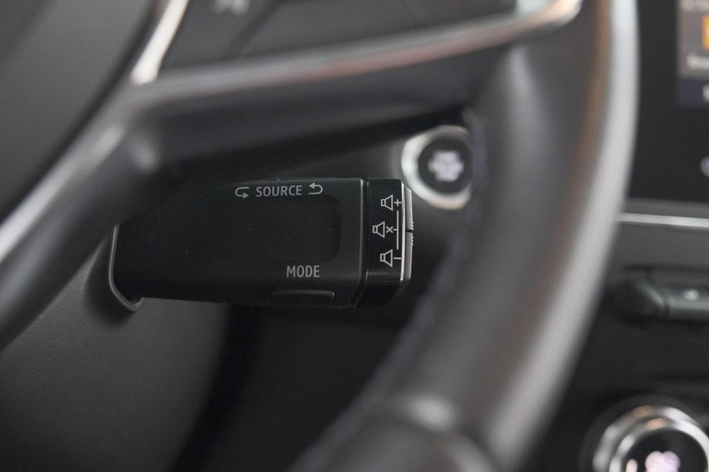 Renault Captur tce 100 intens | camera | stoelverwarming | navigatie | appl