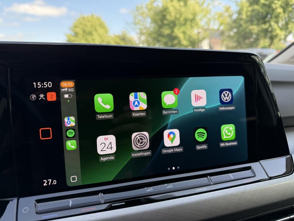 Volkswagen Golf 1.0 tsi life // led koplampen // trekhaak //