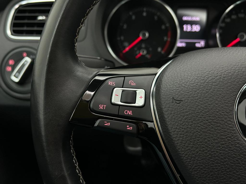 Volkswagen Polo occasion 1.2 tsi bluemotion r-line edition | zwart | tweede