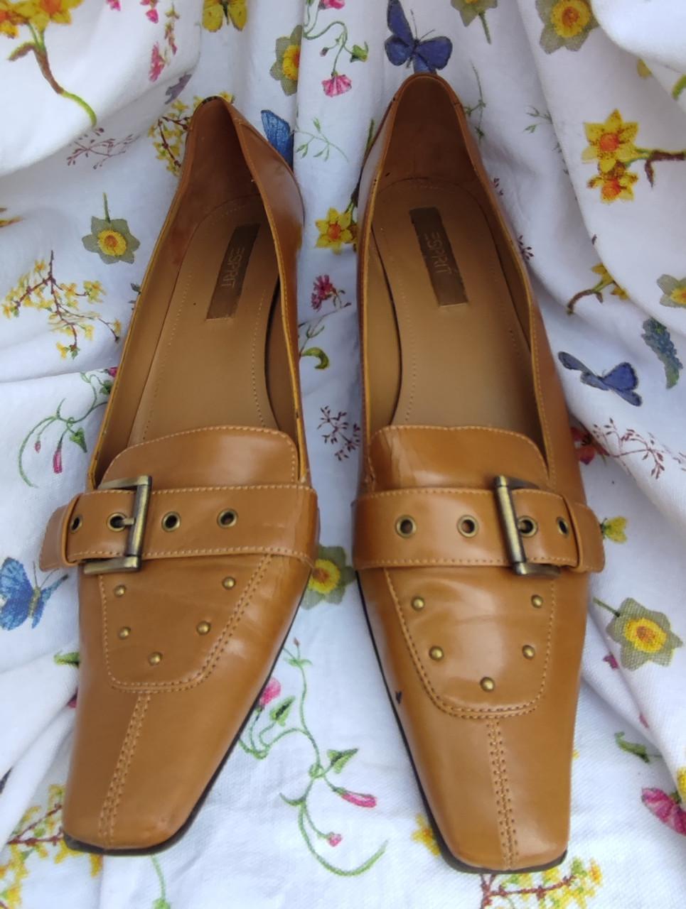 Dames Esprit pumps maat 42 (meer 43) weinig gedragen, cognac kleur