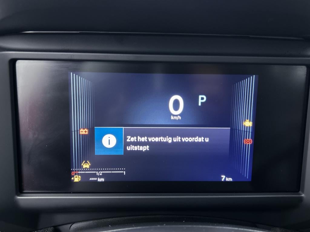 Citroen C4 hybrid 145pk automaat business private lease € 489,- pm - 48mnd 