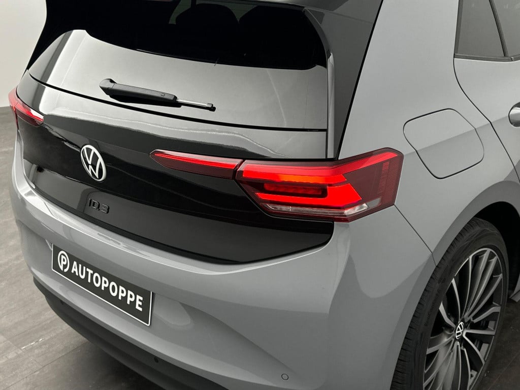 Volkswagen Id.3 limited edition 52 kwh accu. 125 kw / 170 pk hatch