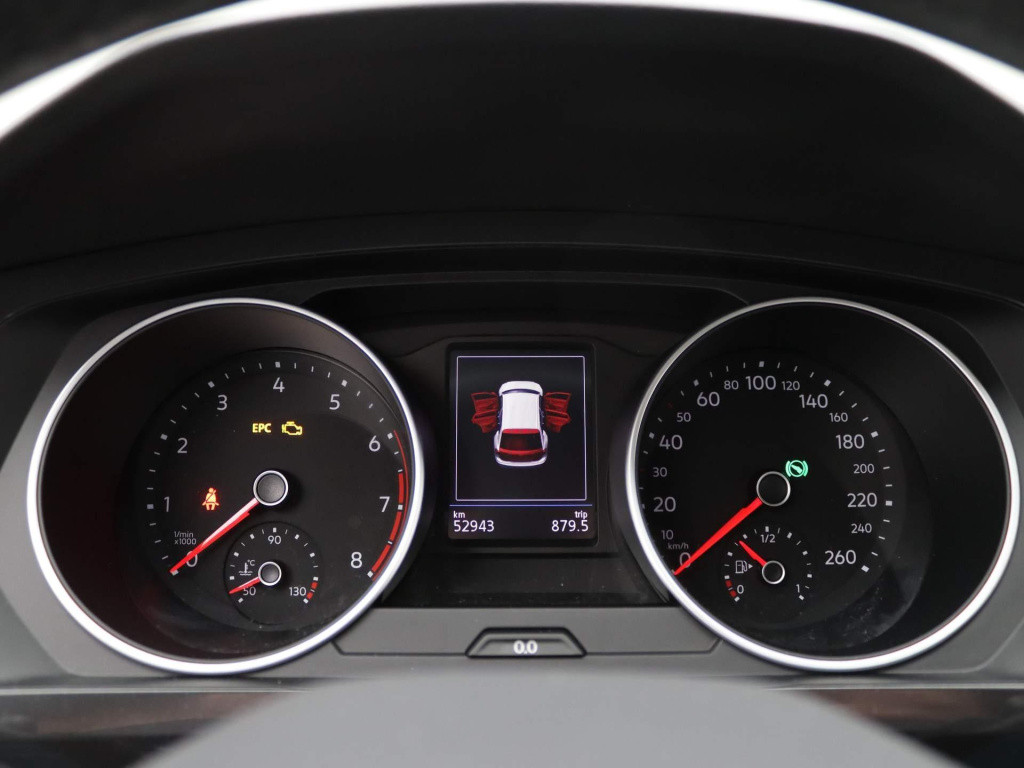 Volkswagen Tiguan 1.5 tsi life | automaat | lmv | climate control | navigat