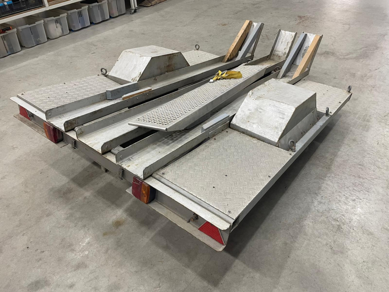 Motoraanhanger/ motortrailer voor 2 motoren bouwjaar 2015