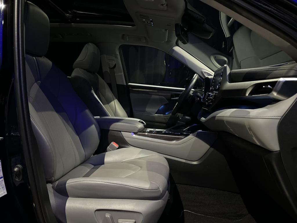 Toyota Highlander 2.5 awd hybrid executive 7 persoons *origineel nl*pano*tr