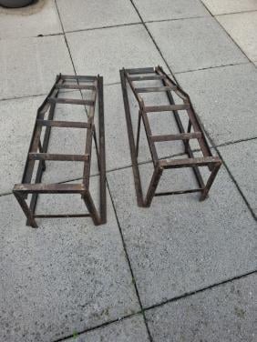 Set van twee stevige oprijbokken,