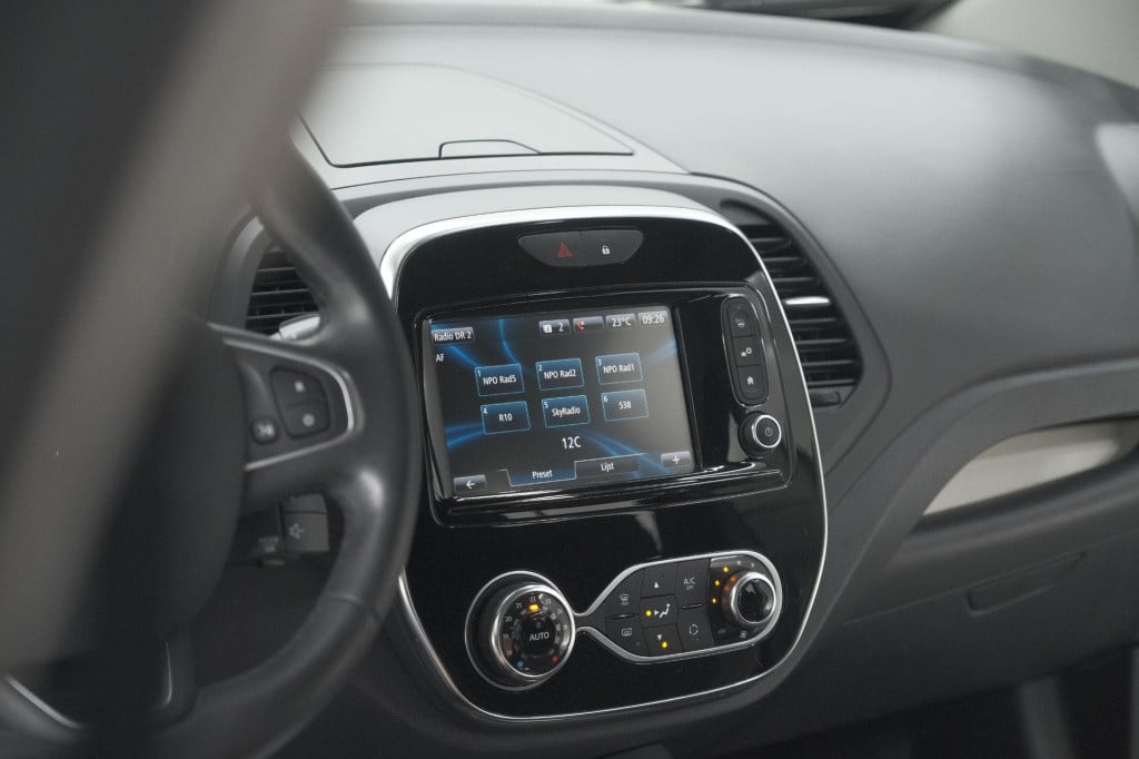 Renault Captur tce 90 intens | camera | dodehoekdetectie | navigatie | park