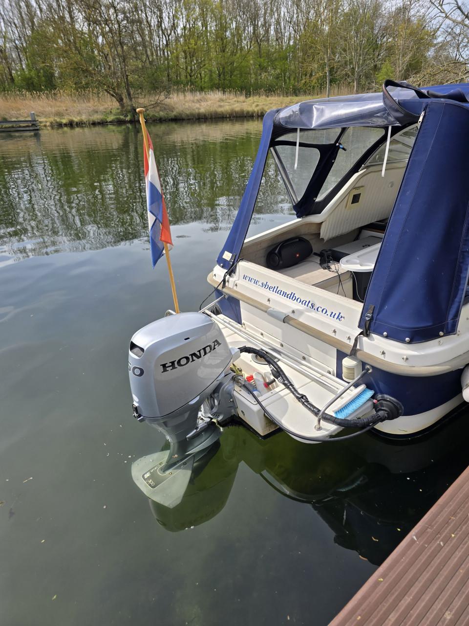 Moterboot