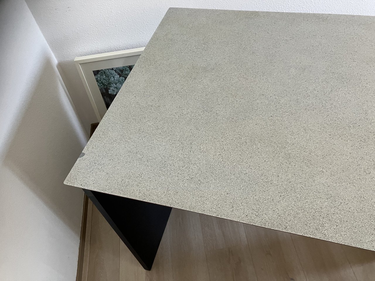 Eetkamertafel met uitschuifbaar passtuk