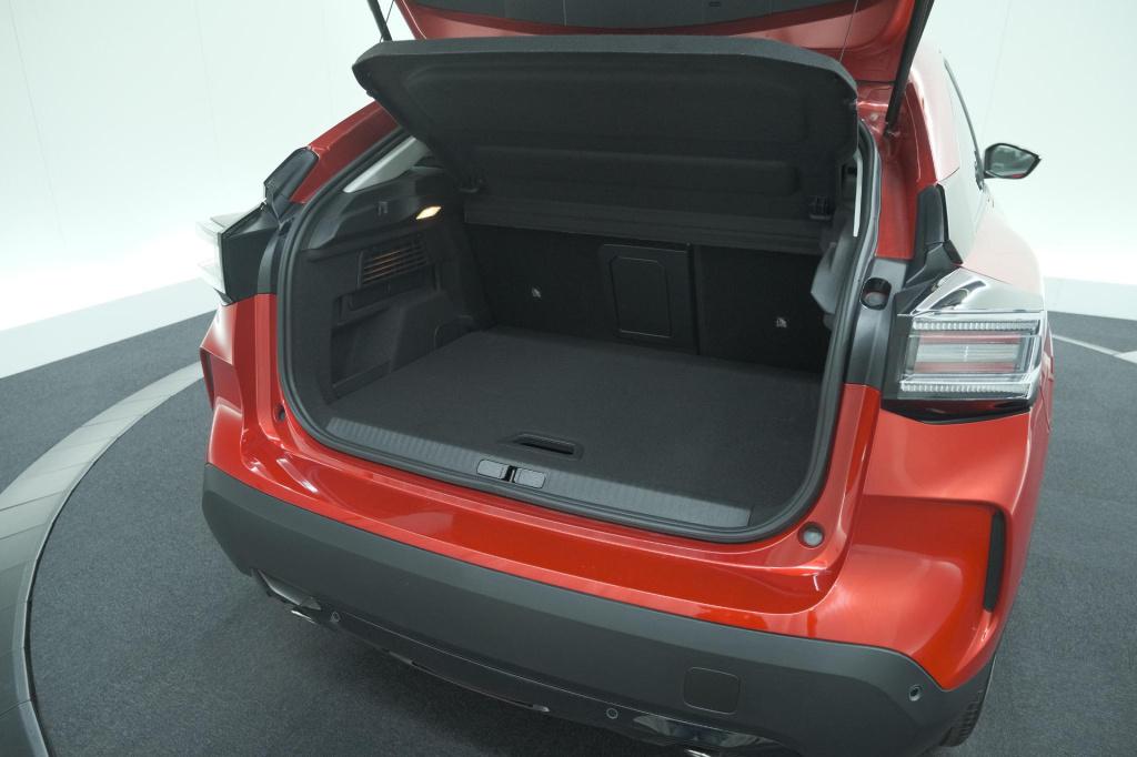 Citroen C4 1.2 hybrid 145pk max | 360 camera | adaptieve cruise control | n
