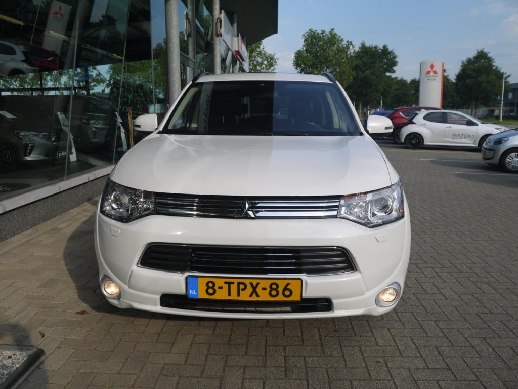 Mitsubishi Outlander 2.0 phev instyle 4wd