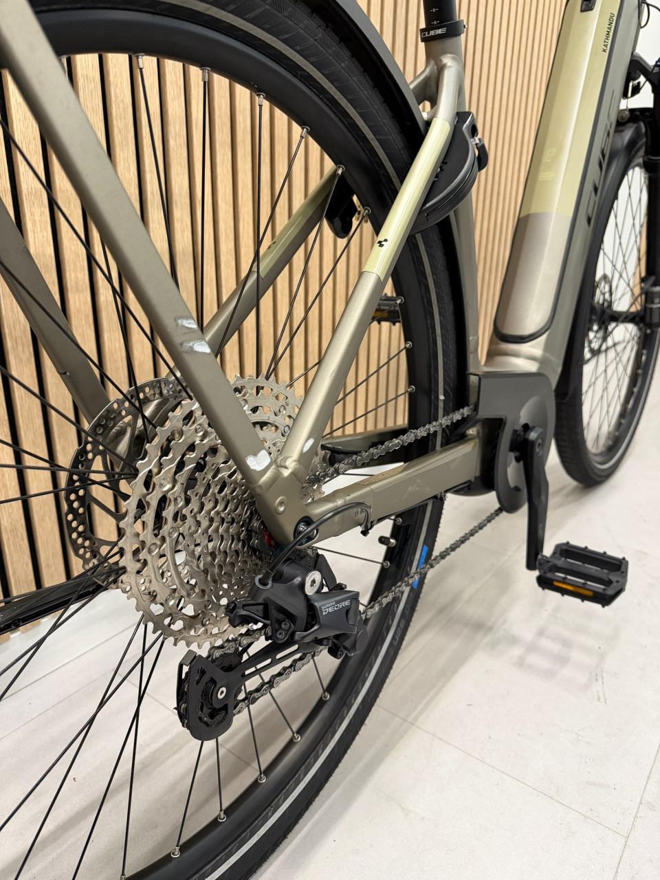 Cube Kathmandu Bosch Performance Line CX 85Nm 750Wh 50CM Kiox