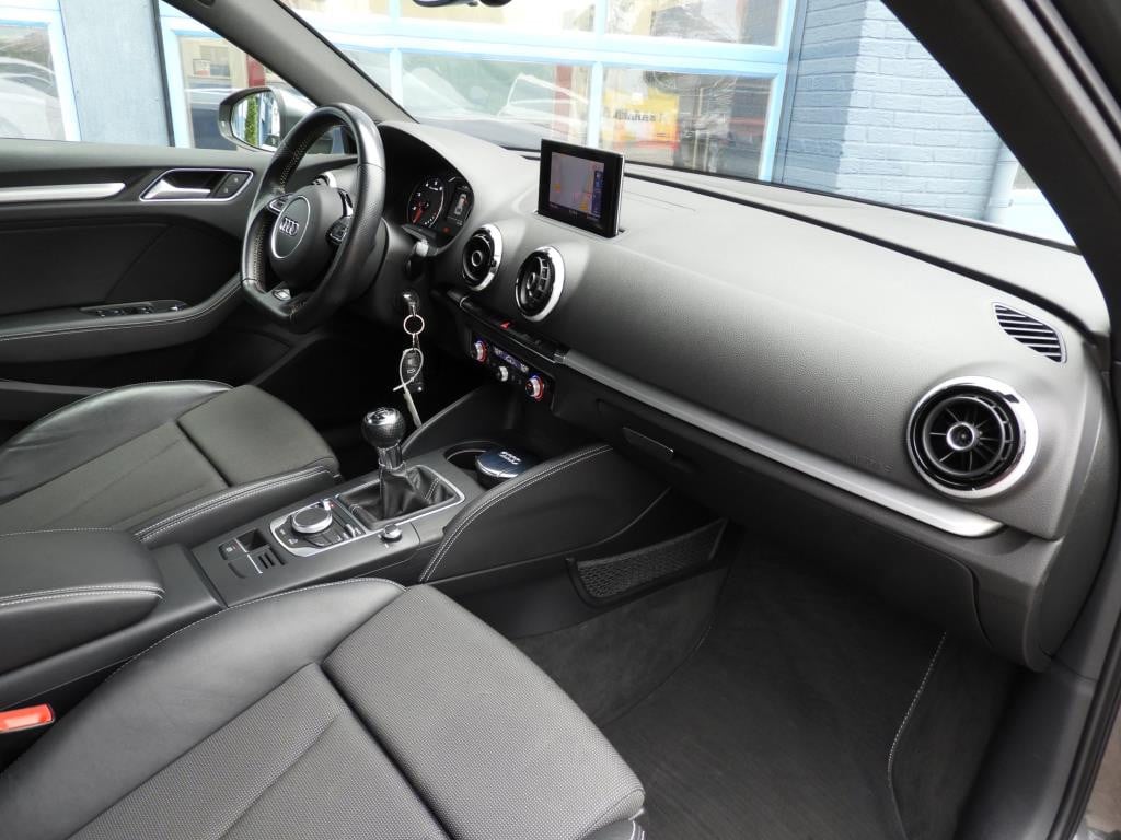 Audi A3 sportback 1.2 tfsi ambition pro line s 2x s-line trekhaak