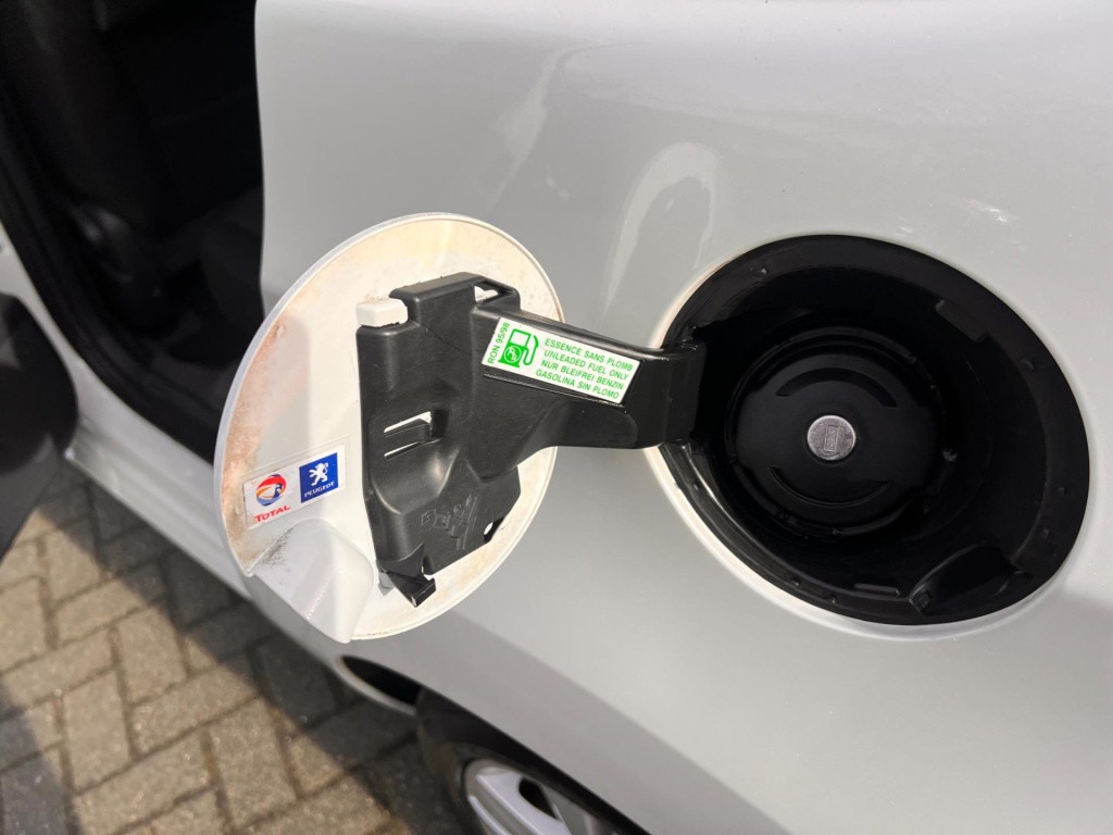 Peugeot 5008 1.6 thp gt 5p.