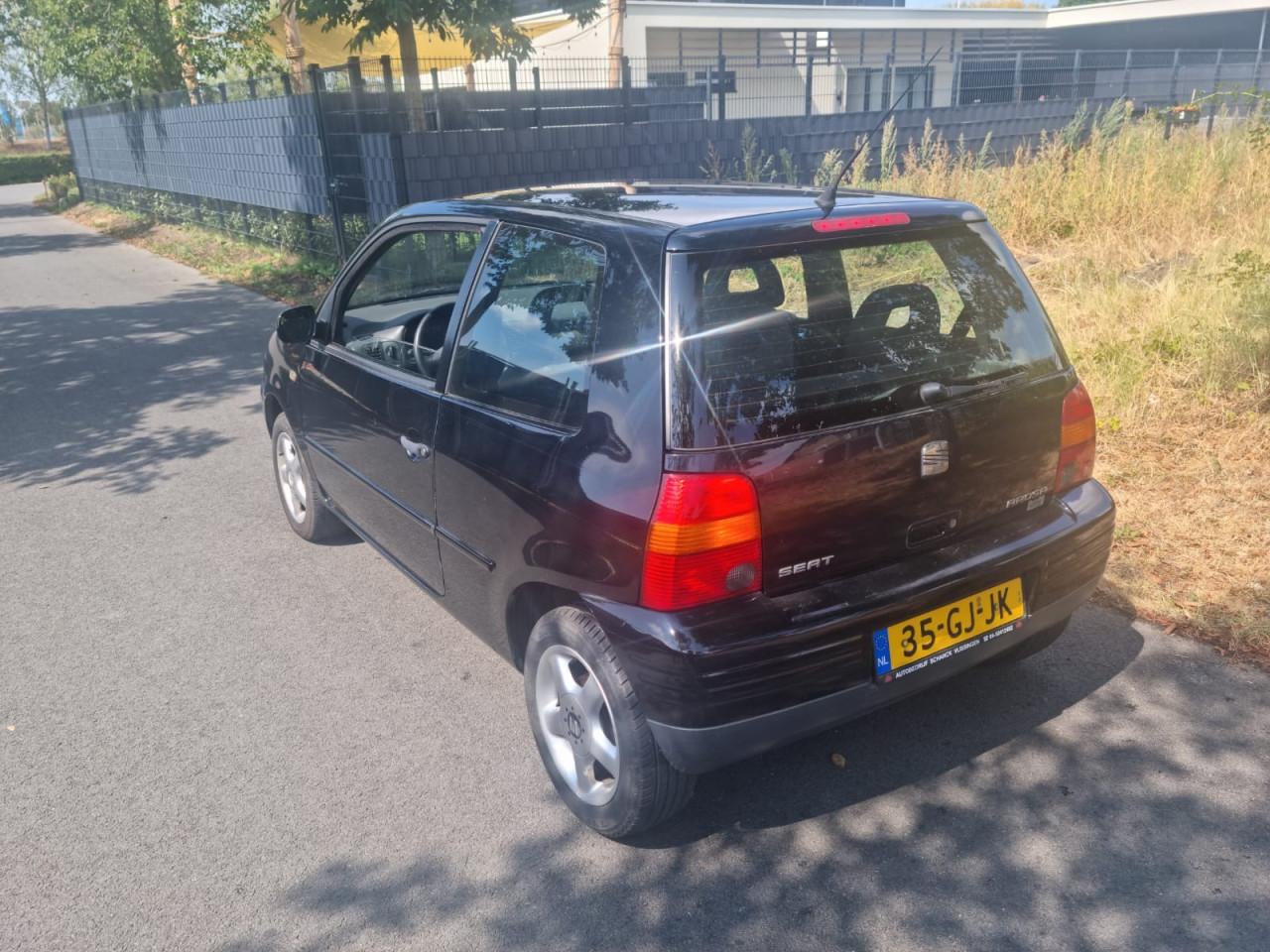 Seat arosa 1.4 mpi bj 11-2000 apk 8-2027