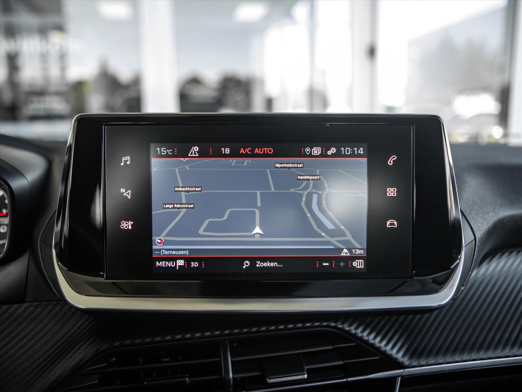 Peugeot 2008 1.2 puretech 130pk allure pack | navigatie | trekhaak | camera