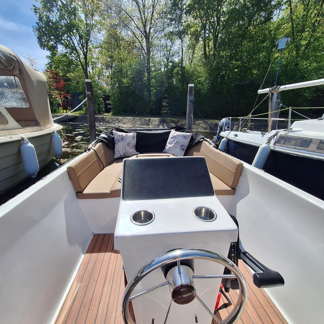 Mooie sloep - vaarklaar - inclusief trailer