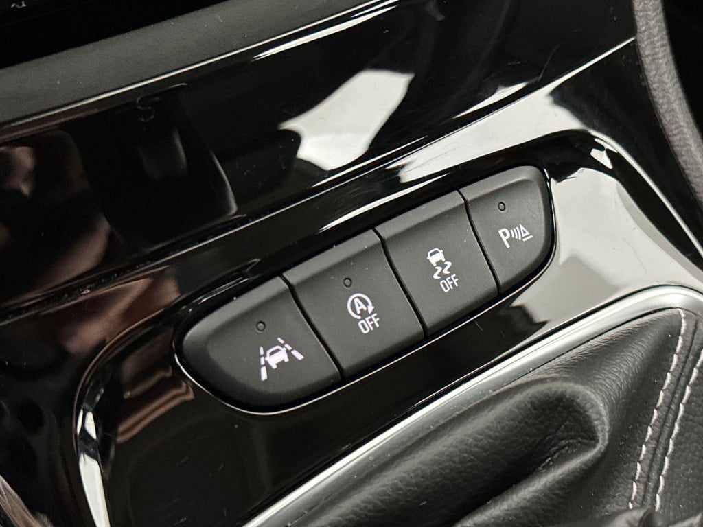 Opel Astra sports tourer 1.0 innovation camera | navigatie | apple carplay/