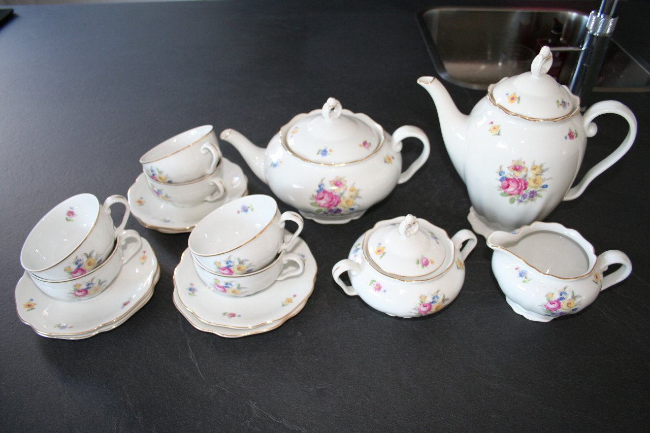 THEE EN KOFFIE SERVIES