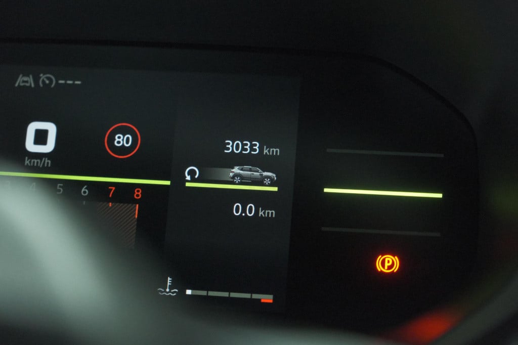 Dacia Duster tce 130 mild hybrid extreme | camera | apple carplay | automat