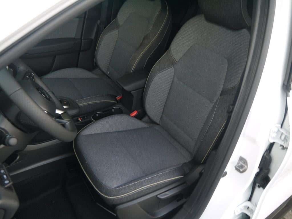 Mitsubishi Grandis 1.8 hev intense+