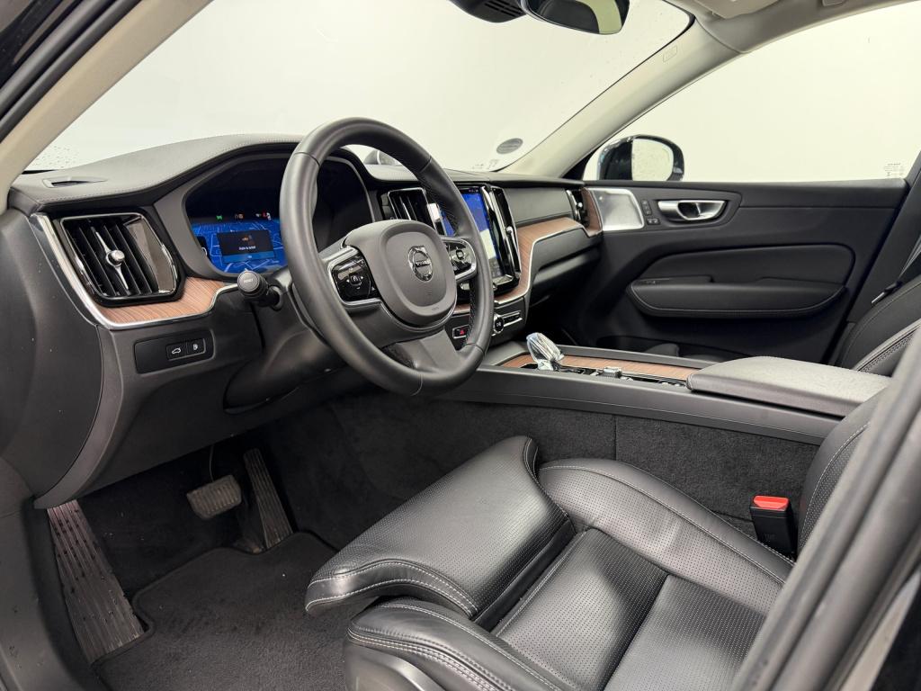 Volvo XC60 2.0 t8 plug-in hybrid awd ultimate dark | bowers&wilkins | lucht
