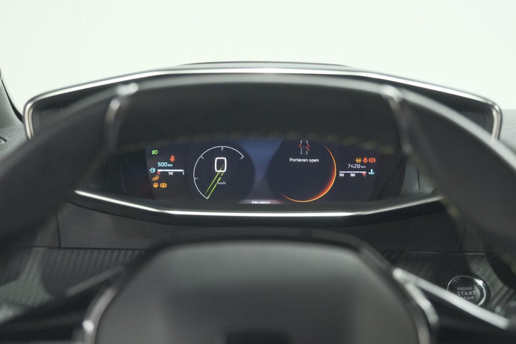 Peugeot 208 puretech 100 gt | camera | apple carplay | parkeersensoren