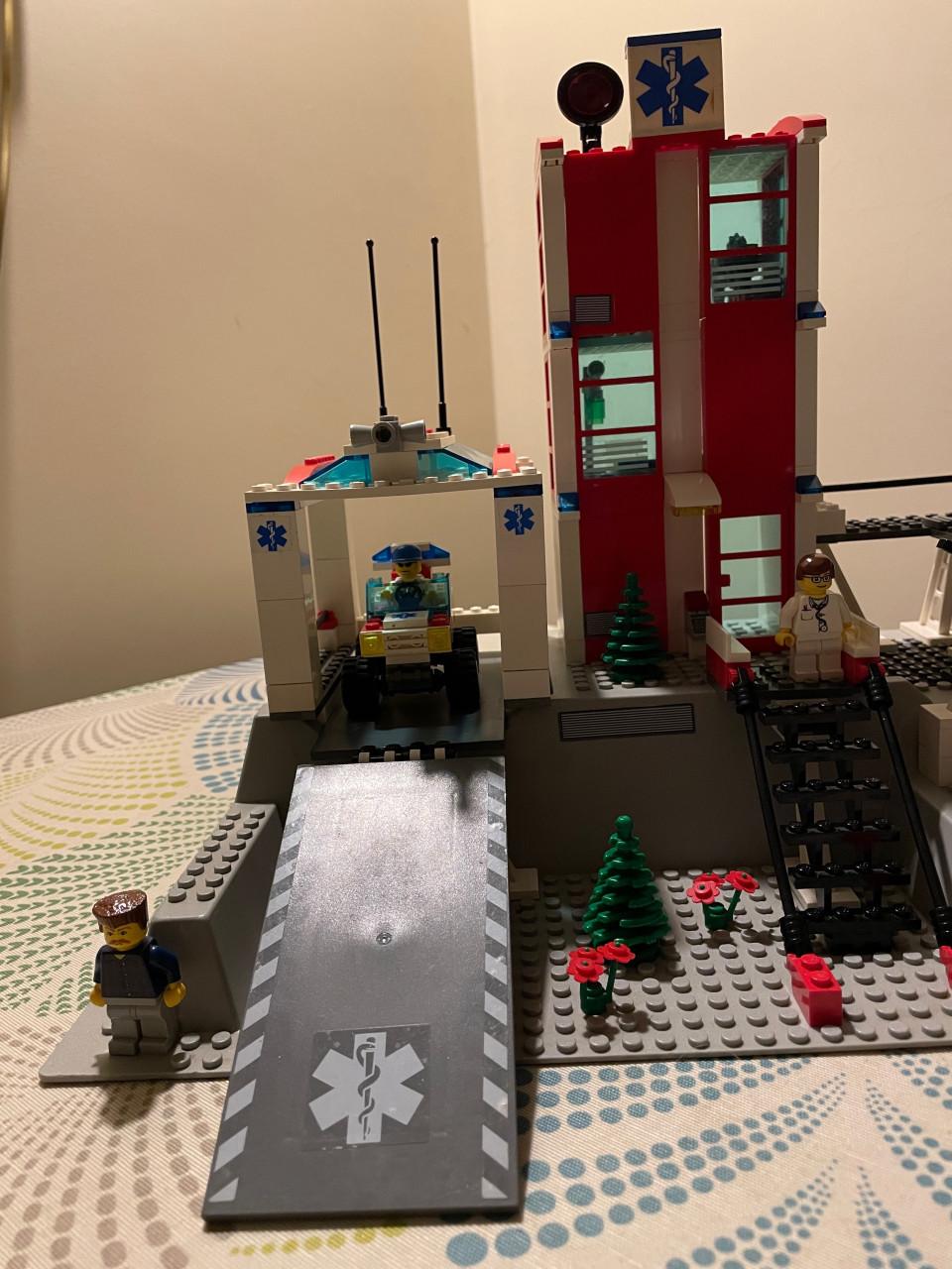 Lego City: Ziekenhuis 7892