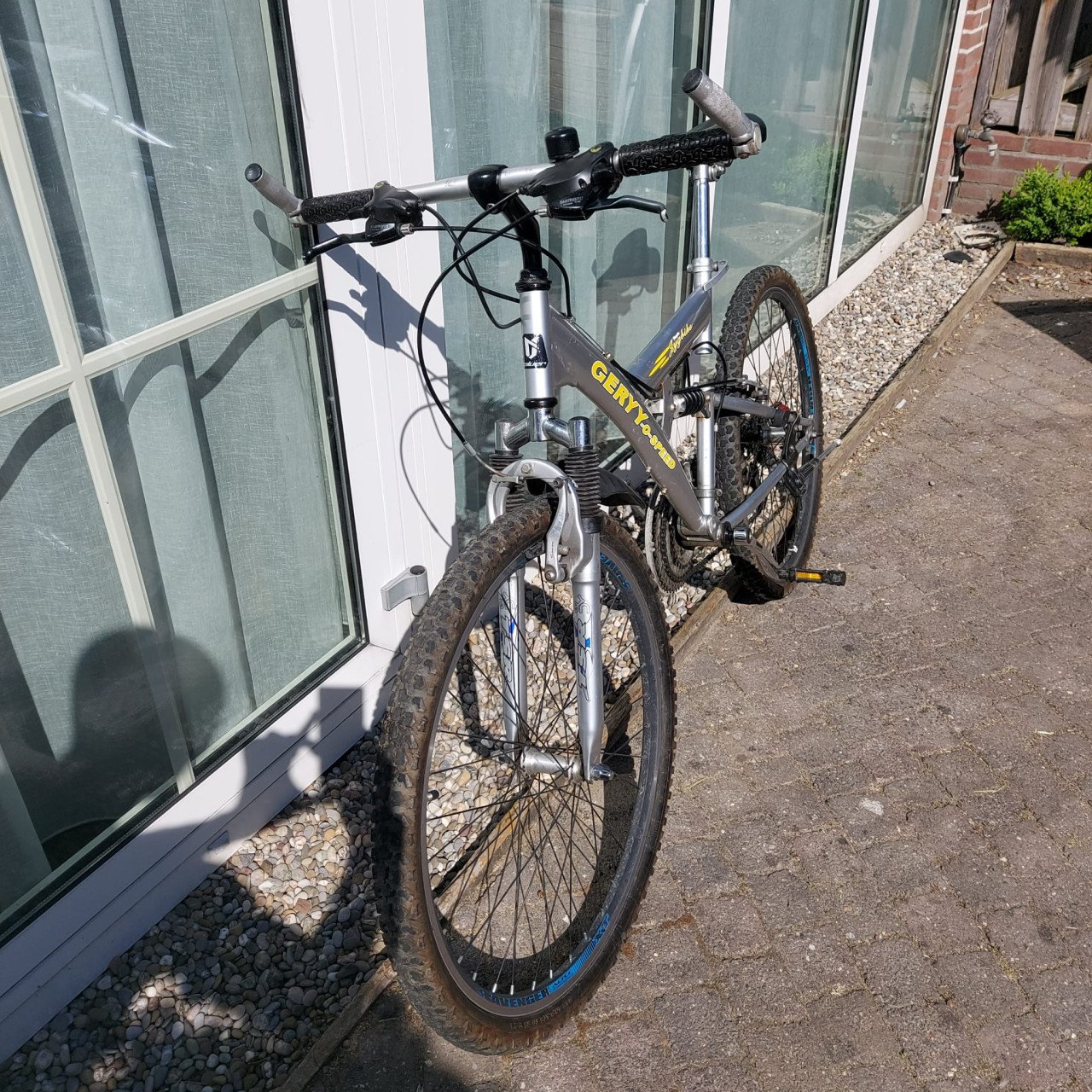 Mountainbike 26 inch 18spd (3x6 versnellingen)