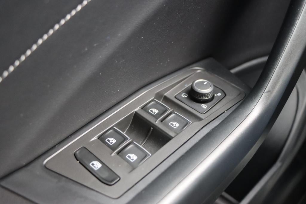 Volkswagen T-roc 1.5 tsi style 150pk