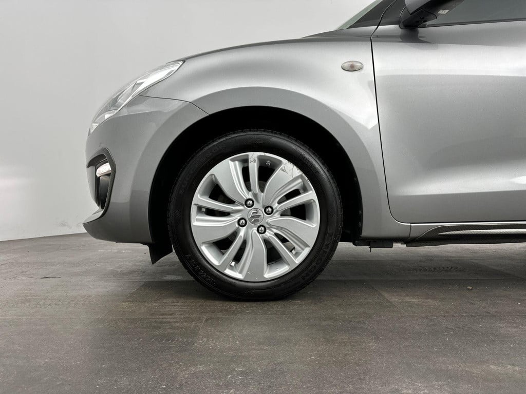 Suzuki Swift 1.2 select | stoelverwarming | navigatie | bluetooth | airco |