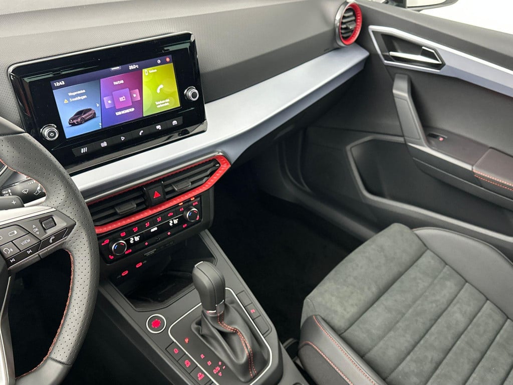 Seat Ibiza fr business connect 1.0 tsi 85kw / 115pk hatchback