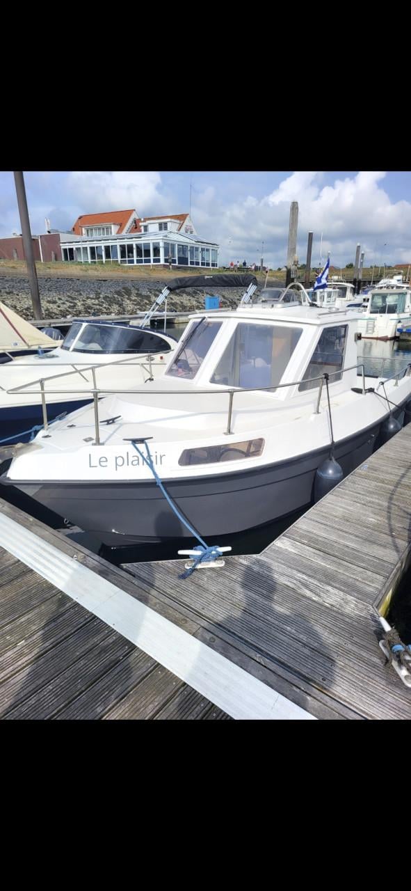 Motorboot