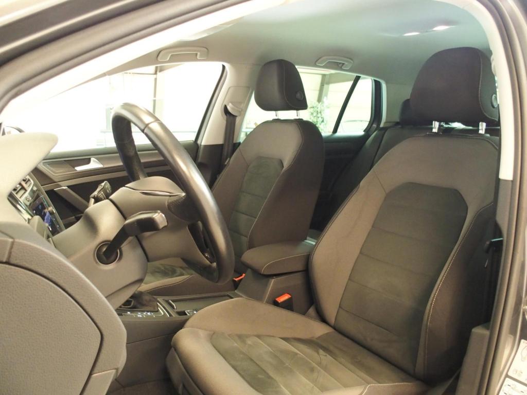 Volkswagen Golf 1.0 tsi comfortline business|stoelverwarming|all season ban