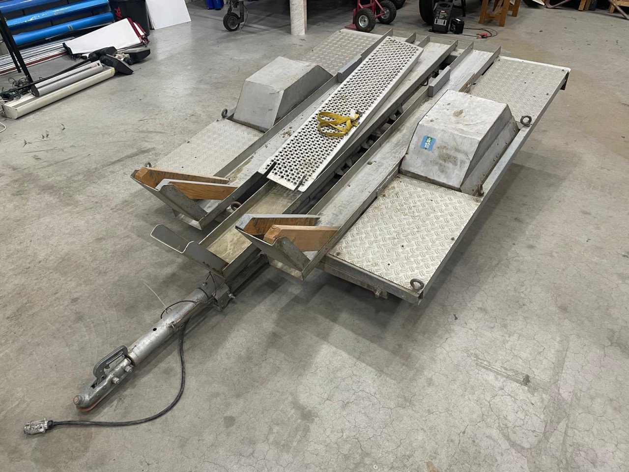 Motoraanhanger/ motortrailer voor 2 motoren bouwjaar 2015