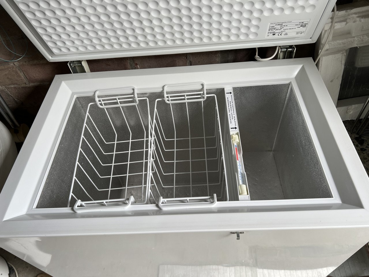 Siemens vrieskist vriezer 198 liter klasse A+ als nieuw schoon en 2 mandjes