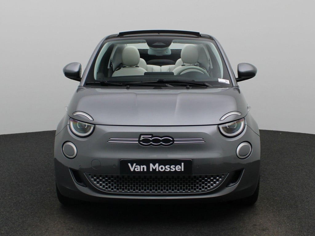 Fiat 500e c la prima 42 kwh