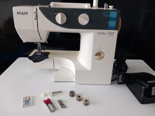 PFAFF hobby 1032