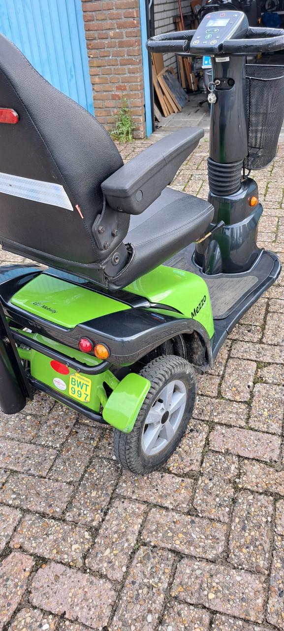 Te koop scootmobiel.
