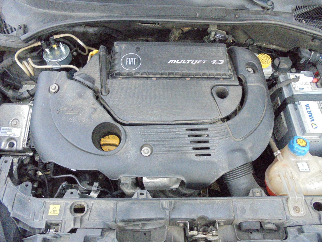 Punto EVO  1.3 Diesel M-Jet Racing bouwjaar 2011 koppeling kapot € 895