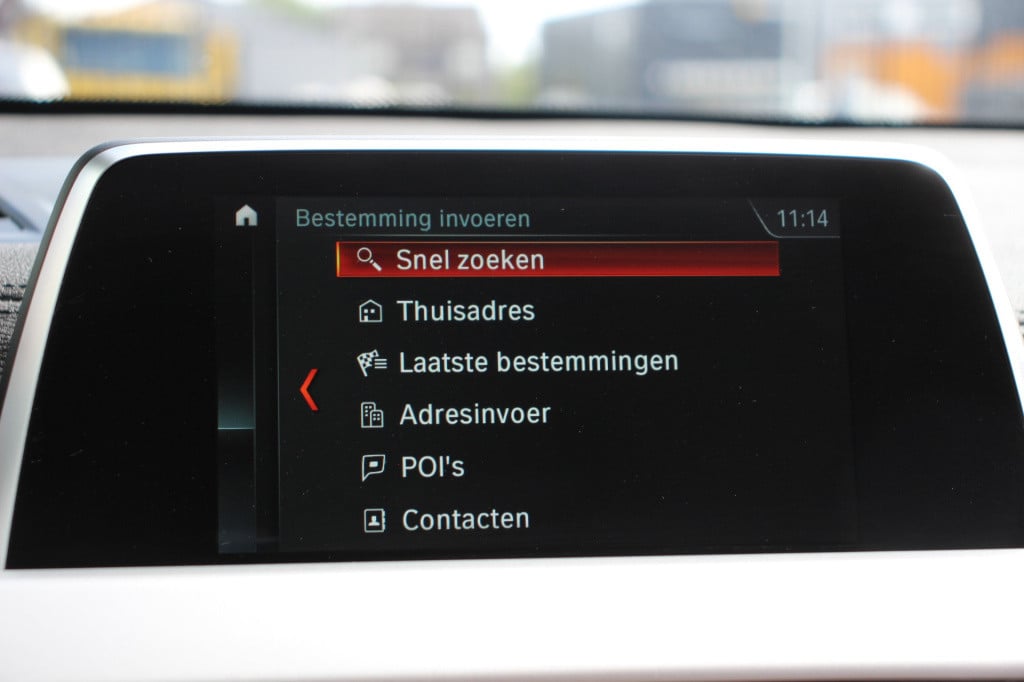 BMW X2 sdrive18i executive | leder | achteruitrijcamera | navi |